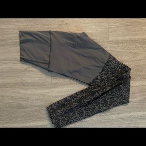 Lululemon tights